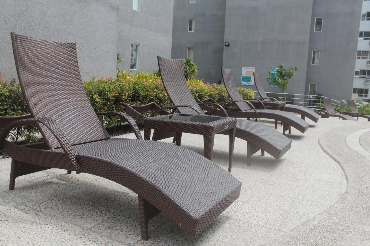 4Th Floor - Sea View Of Seawind Condominium ダバオ　シティ エクステリア 写真